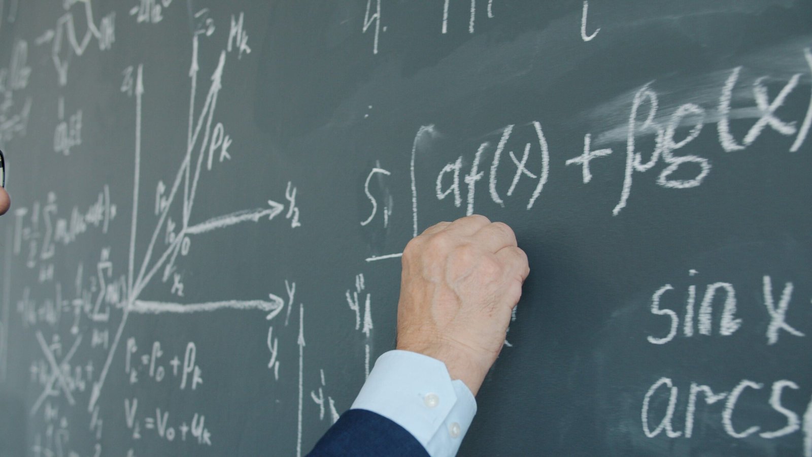 Título:OpenAI Says Its AI Solved a 90-Year-Old Math Problem — But Not Everyone Agrees